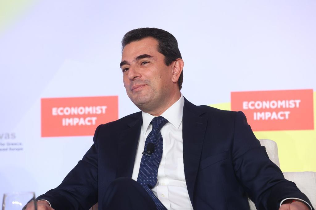 Κώστας Σκρέκας από τον Economist: «Η βιομηχανία σταθερό στήριγμα στην αναπτυξιακή πορεία της ελληνικής οικονομίας»