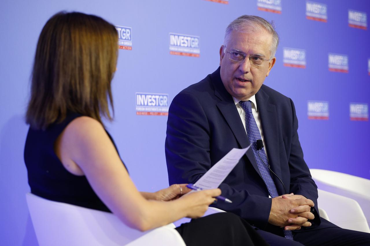 Τάκης Θεοδωρικάκος: “Εγκρίθηκαν στρατηγικές και εμβληματικές επενδύσεις 2,5 δισ. ευρώ τους τελευταίους δέκα μήνες”