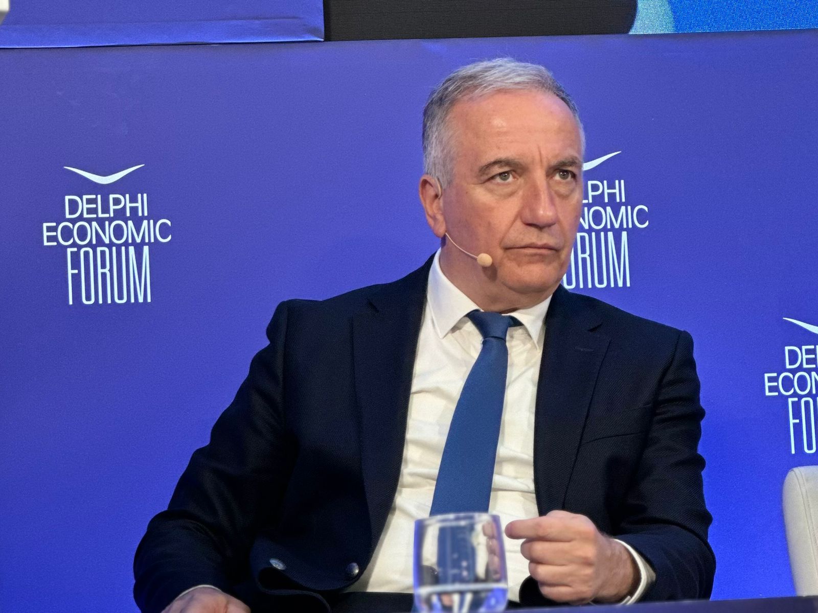 Σταύρος Καλαφάτης στο 11ο Delphi Economic Forum: «Η Ελλάδα δεν θεωρείται πλέον χώρα υψηλού ρίσκου αλλά ένας ελκυστικός επενδυτικός προορισμός»